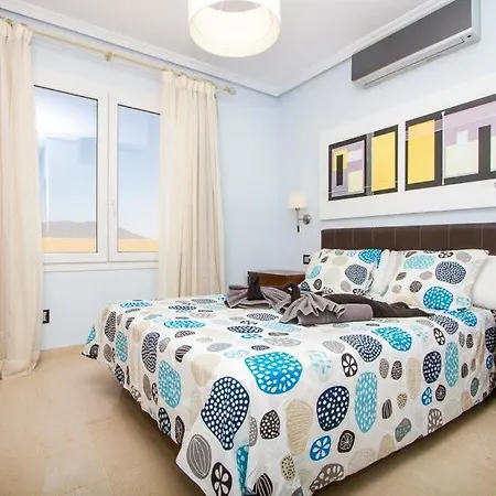 Playa Blanca Sleeps 8 Pool Air Con Wifi * Playa Blanca (Lanzarote)